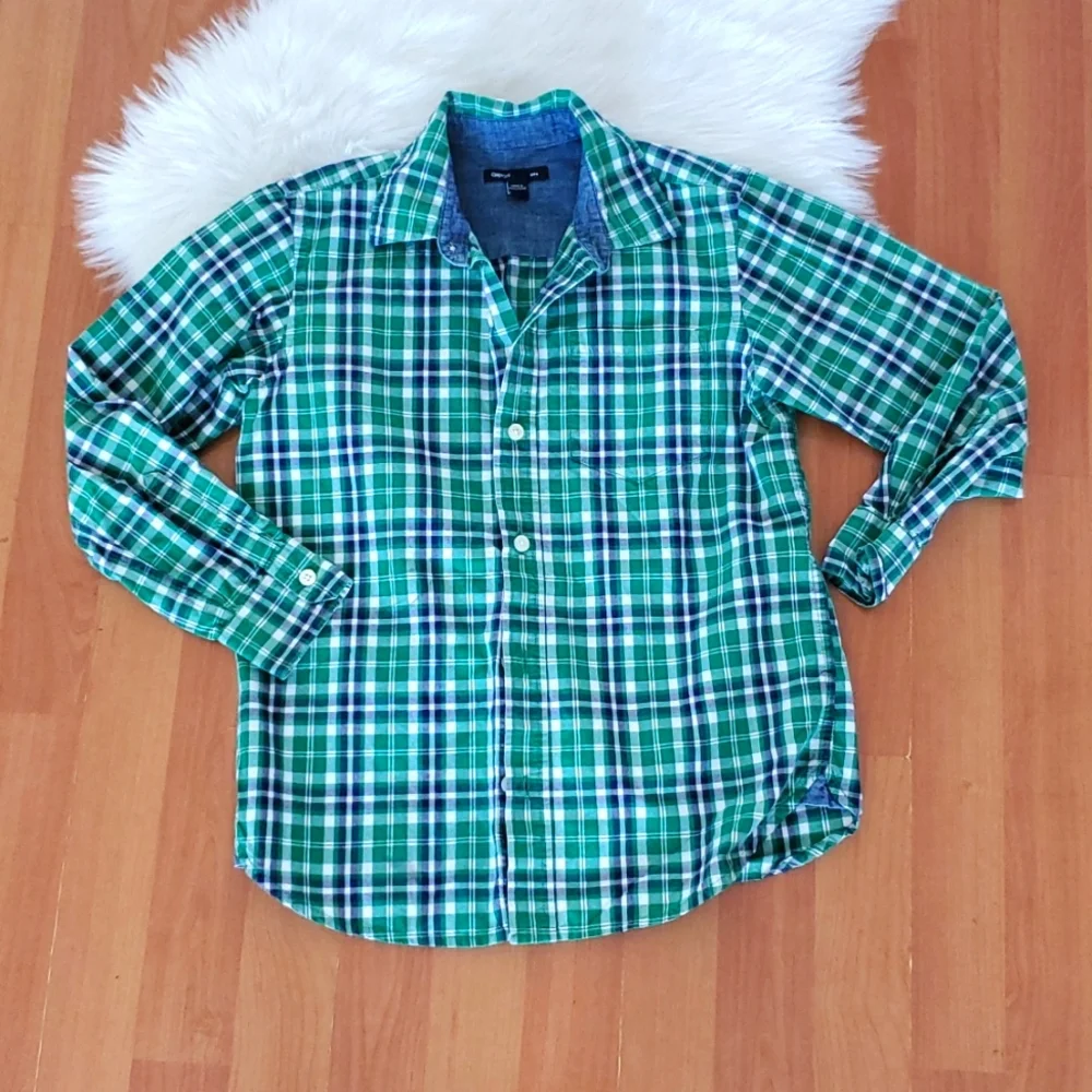 Boys Gap green check button down shirt sz Medium